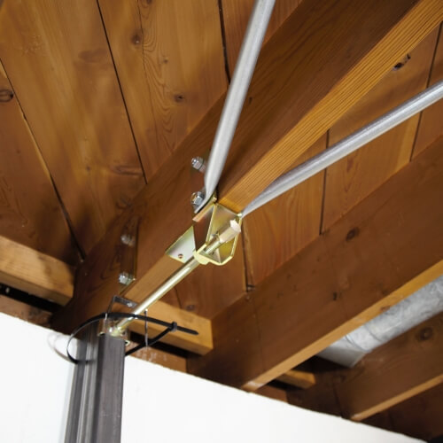 photo of a perpendicular gorilla wall brace